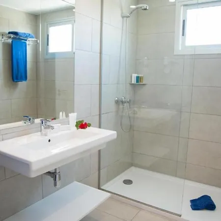 Lb Deluxe Sea View Room/half Board,wifi, Beach 아파트 플라야 델 잉글스