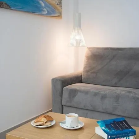 아파트 Lb Deluxe Sea View Room/half Board,wifi, Beach *