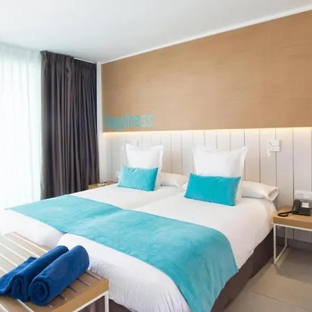Apartment Lb Deluxe Sea View Room/half Board,wifi, Beach *